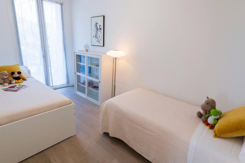 Rossini Home Pesaro Vicino Al Teatro Rossini By Yohome Bagian luar foto
