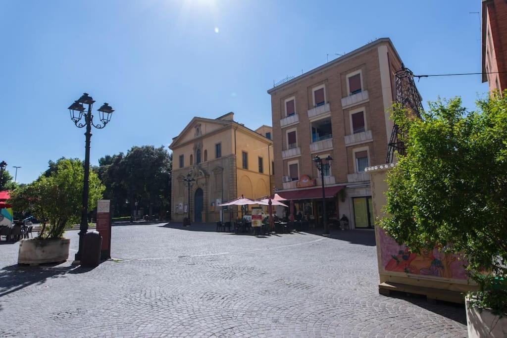 Rossini Home Pesaro Vicino Al Teatro Rossini By Yohome Bagian luar foto